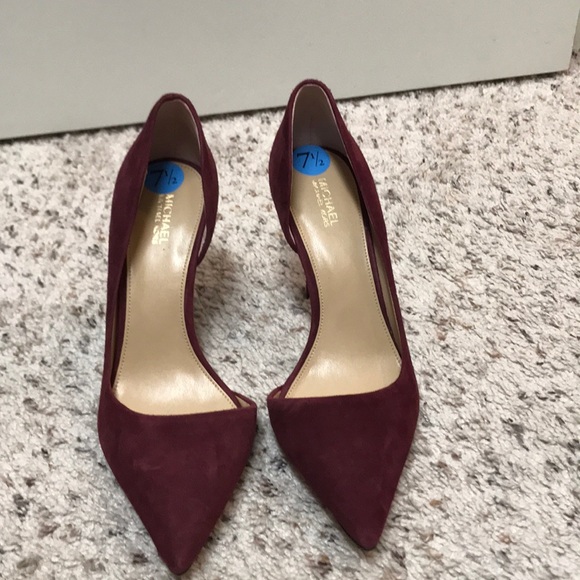 Michael Kors Shoes - Brand new Michael Kors pumps (maroon)
